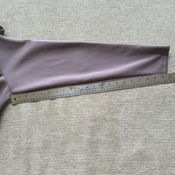 Z Zella GO TIME TRAVEL PULLOVER IN GREY SPARROW size large - Picture 10 of 10